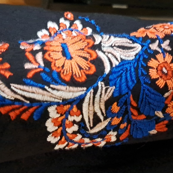 Liz Claiborne Tops - Embroidered sleeved shirt.